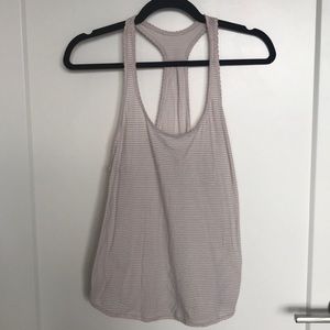 Lululemon pink tank size 4